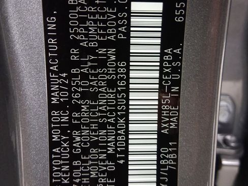 Used 2025 Toyota Camry XSE image 21