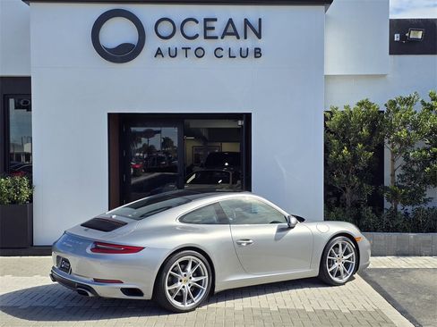 Used 2018 Porsche 911 Carrera image 4