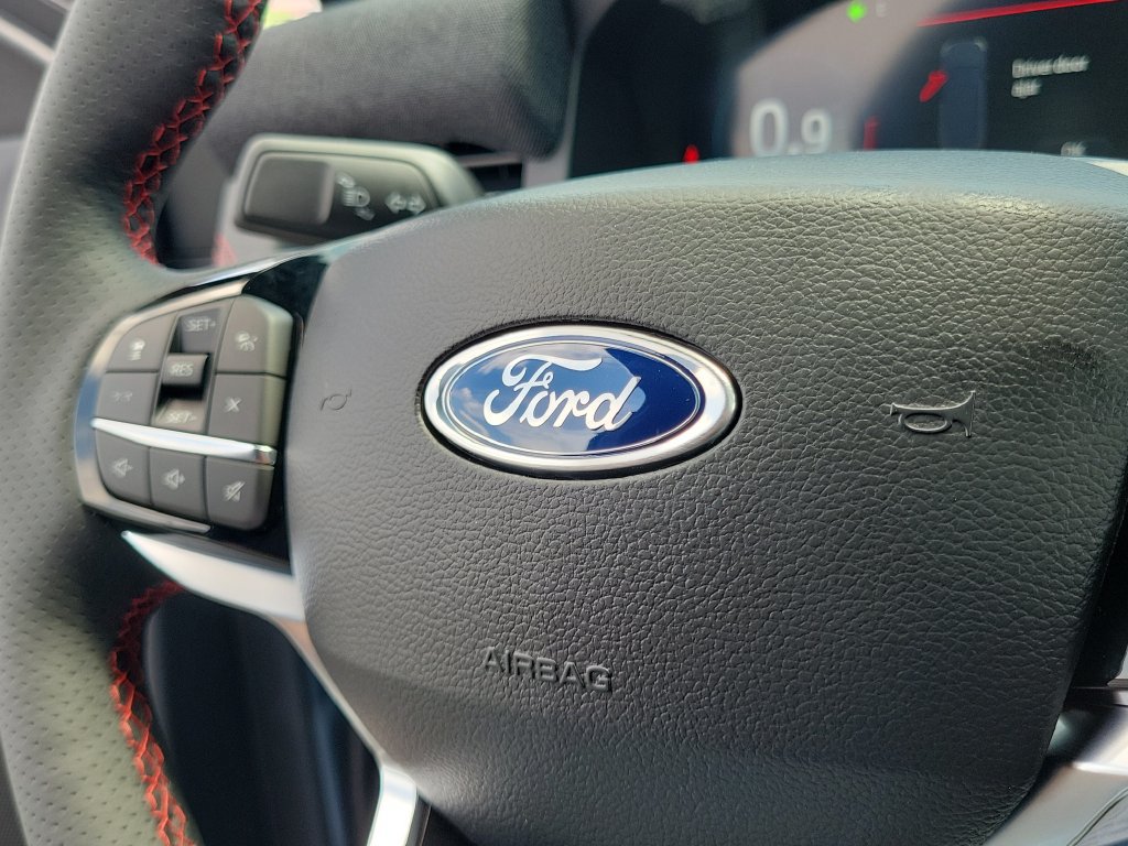 New 2026 Ford Explorer ST-Line w/ ST-Line Street Pack AWD/4WD image 30