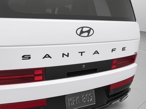 Used 2025 Hyundai Santa Fe SE w/ Tow & Go Package FWD image 55