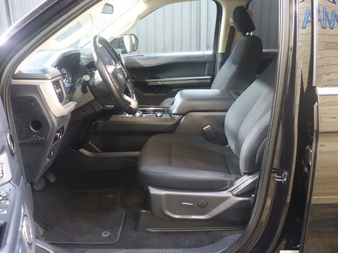 Used 2023 Ford Expedition XL image 33