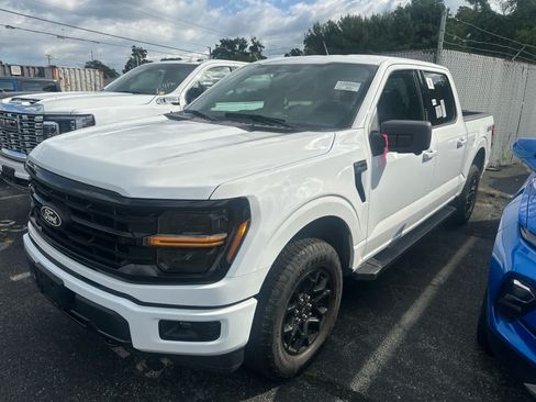 Used 2024 Ford F150 XLT w/ XLT Black Appearance Package AWD/4WD image 2