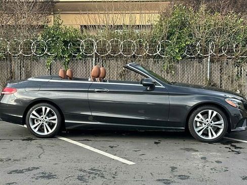 Used 2022 Mercedes-Benz C 300 C 300 2D Convertible image 7