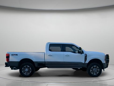 Certified 2026 Ford F350 King Ranch AWD/4WD image 32