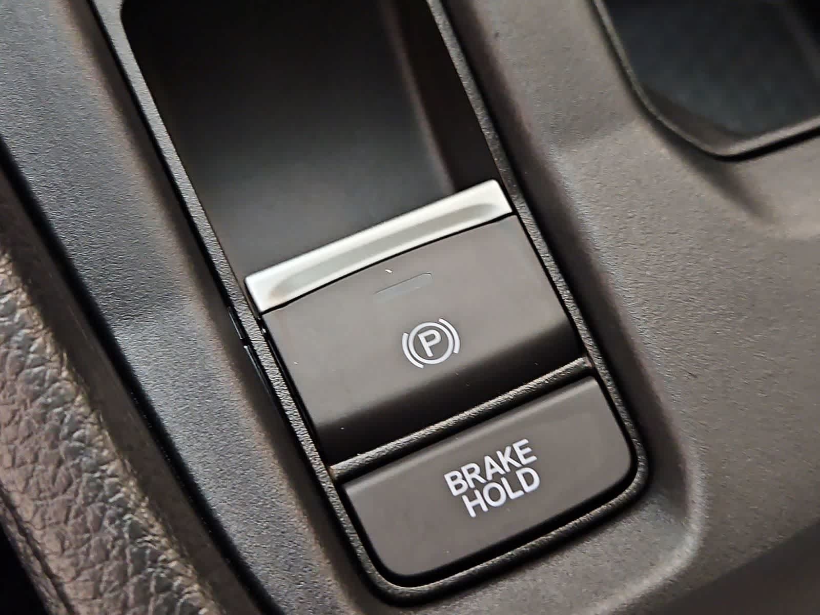 Certified 2025 Honda Accord SE image 32