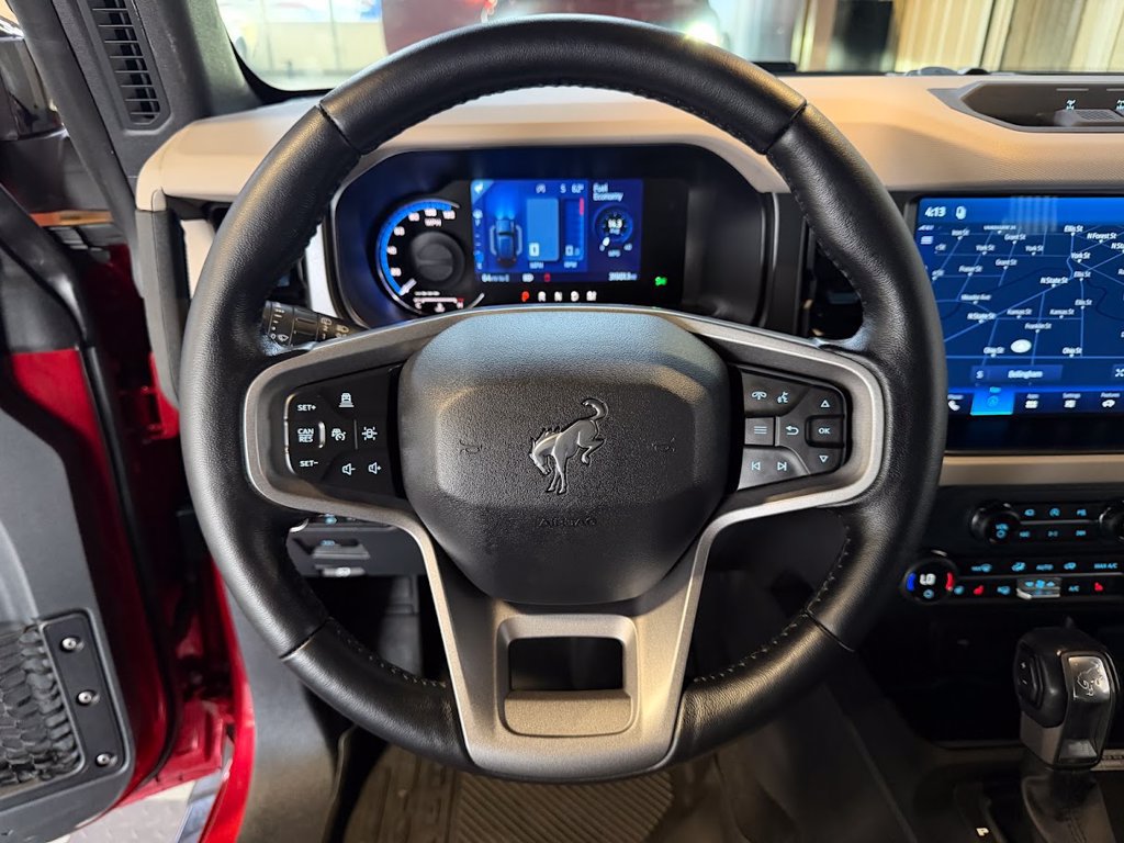 Used 2021 Ford Bronco Wildtrak AWD/4WD image 14