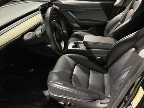 Used 2020 Tesla Model 3 image 11