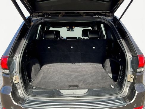 Used 2021 Jeep Grand Cherokee Laredo X image 30