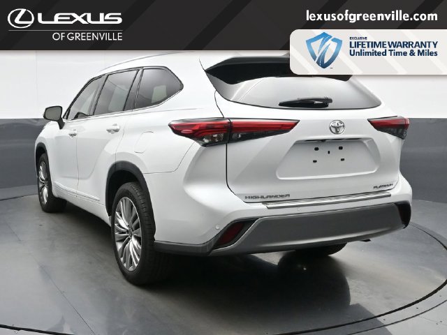 Used 2022 Toyota Highlander Platinum FWD image 7