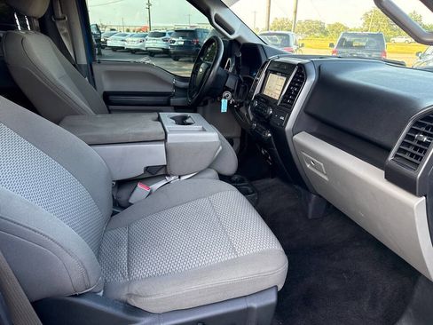 Used 2017 Ford F150 XLT w/ Equipment Group 302A Luxury image 18