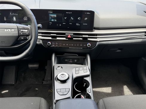 New 2026 Kia Sportage S image 16