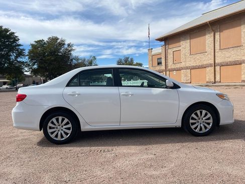 Used 2012 Toyota Corolla LE FWD image 8
