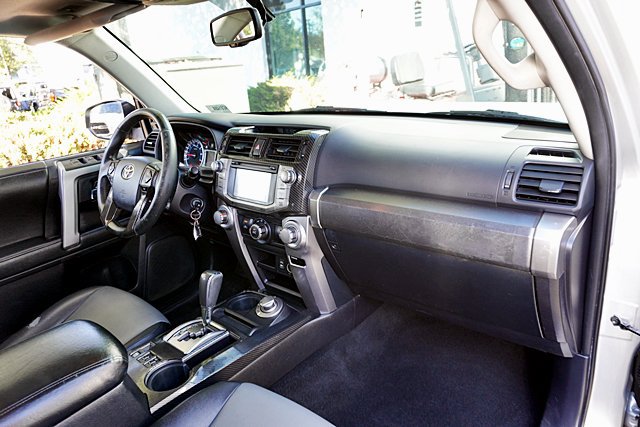 Used 2014 Toyota 4Runner SR5 Premium AWD/4WD image 16