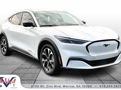 New 2025 Ford Mustang Mach-E Select w/ Comfort Package Lite