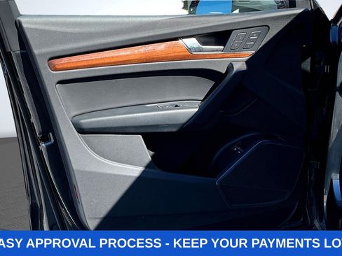 Used 2021 Audi Q5 e Premium w/ Convenience Package AWD/4WD image 25