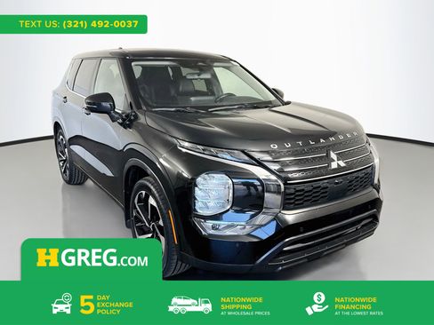 Used 2024 Mitsubishi Outlander SE FWD image 1