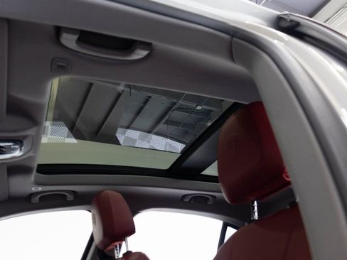 Used 2021 Alfa Romeo Stelvio Ti w/ Nero Edizione image 34