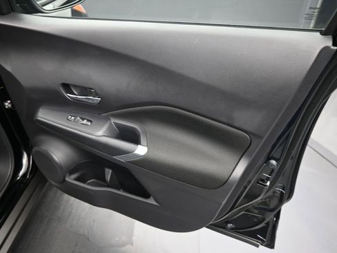 Used 2024 Nissan Kicks SV image 40