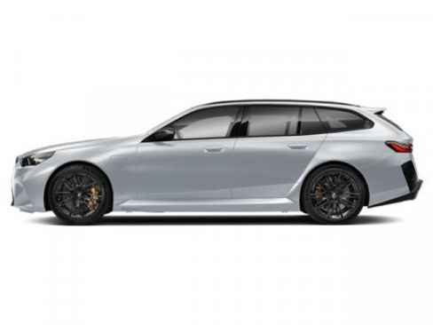 New 2026 BMW M5 Touring image 2