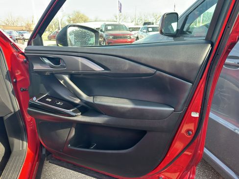 Used 2023 MAZDA CX-9 Touring image 29