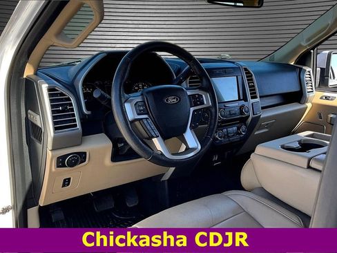 Used 2016 Ford F150 Lariat image 16