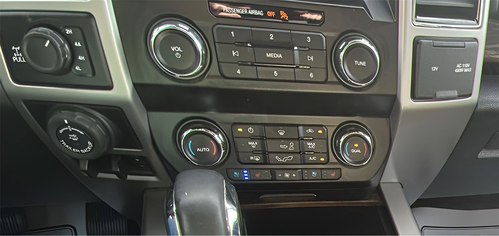 Used 2019 Ford F150 Lariat AWD/4WD image 7