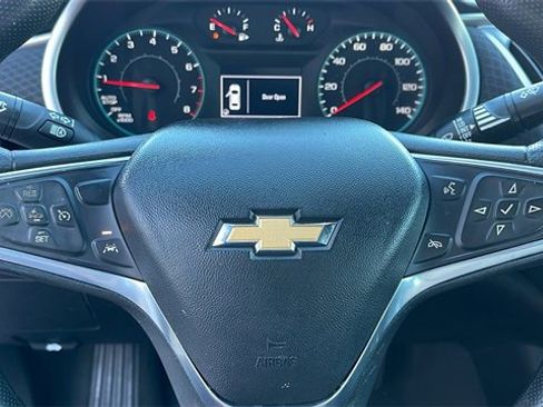 Used 2022 Chevrolet Malibu LT image 22