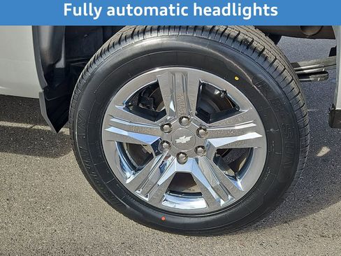 Used 2018 Chevrolet Silverado 1500 Custom w/ Custom Value Package image 15