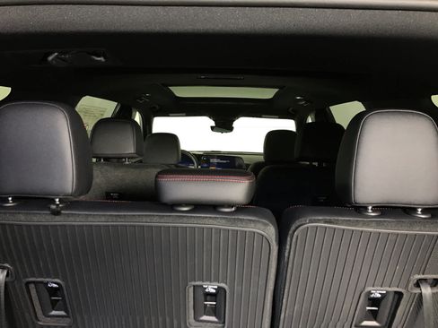 New 2026 Chevrolet Traverse Z71 w/ Driver Confidence Package image 12