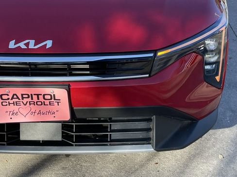 Used 2025 Kia K4 EX image 7