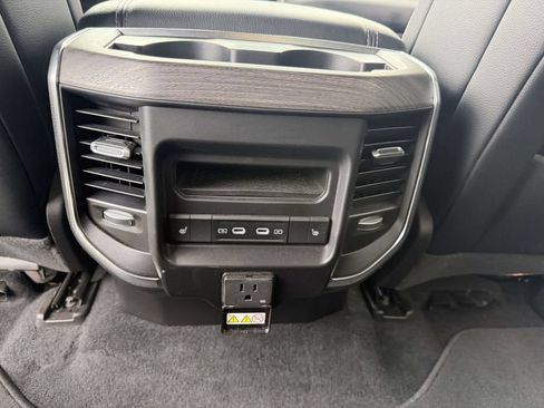 Used 2026 RAM 1500 Laramie AWD/4WD image 16