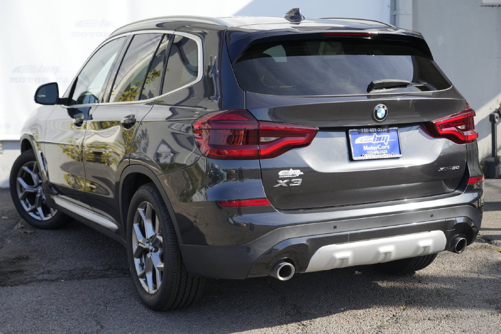 Used 2021 BMW X3 xDrive30i w/ Premium Package AWD/4WD image 4