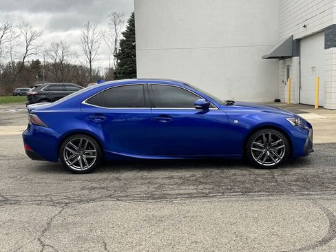 Used 2019 Lexus IS 300 F Sport w/ F Sport Package image 2