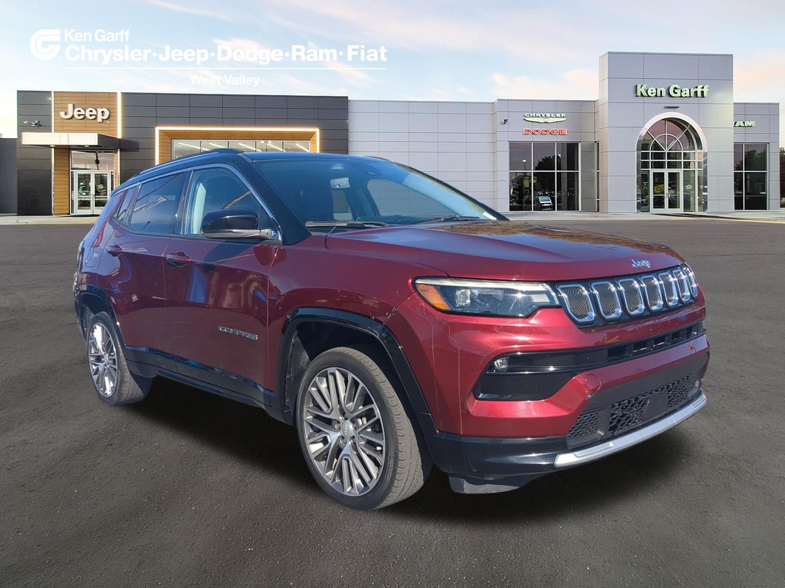 Certified 2022 Jeep Compass Limited w/ Elite Group AWD/4WD image 1