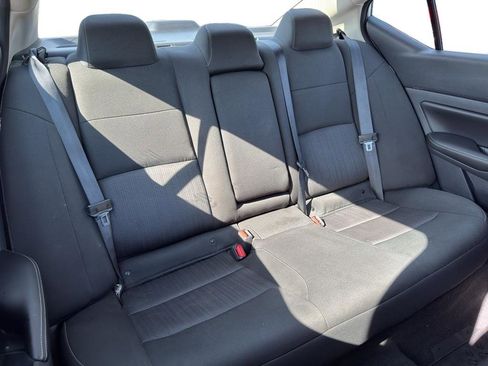 Used 2023 Nissan Altima 2.5 SV w/ SV Premium Package image 12