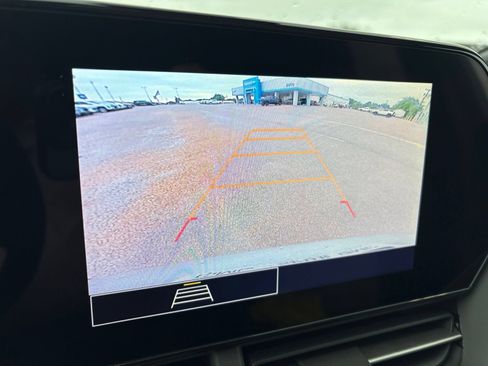 New 2026 Chevrolet Trax RS w/ Sunroof Package FWD image 21