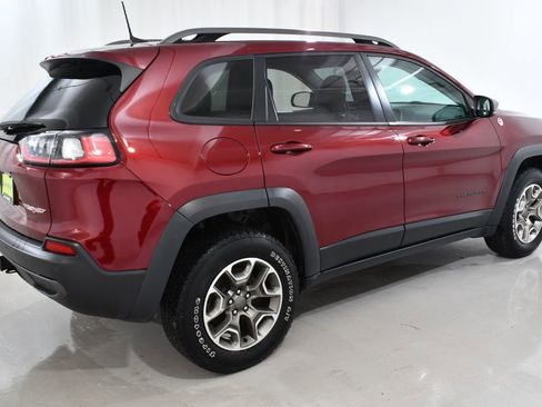 Used 2020 Jeep Cherokee Trailhawk w/ Cold Weather Group image 11