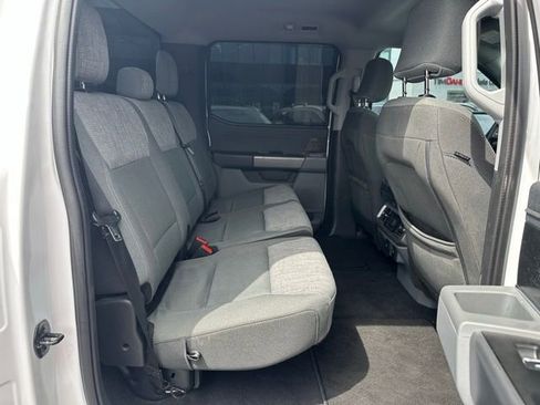 Used 2023 Ford F150 Lightning XLT AWD/4WD image 17
