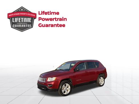 Used 2013 Jeep Compass Latitude FWD image 1