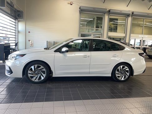 Used 2023 Subaru Legacy Limited AWD/4WD image 4