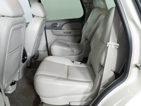 Used 2013 Chevrolet Tahoe LTZ AWD/4WD image 8