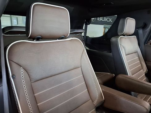 Used 2026 GMC Yukon Denali Ultimate AWD/4WD image 10
