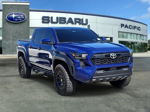 Used 2024 Toyota Tacoma TRD Off-Road w/ TRD Off Road Upgrade Package image 1