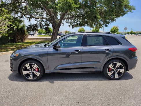 New 2026 Audi SQ5 Premium Plus AWD/4WD image 7