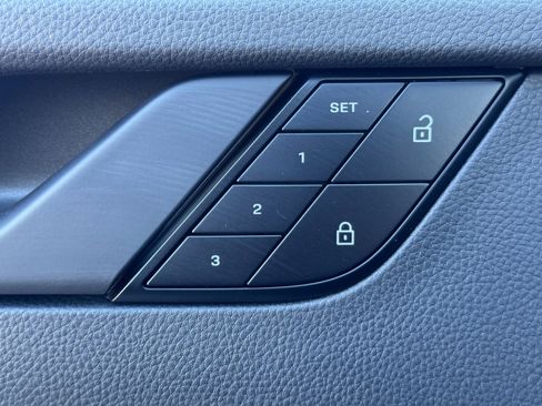 Used 2024 Porsche 911 Carrera T image 16