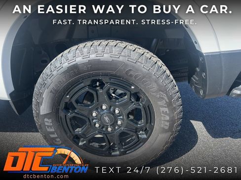 Used 2025 Ford Ranger XLT w/ Black Appearance Package AWD/4WD image 29