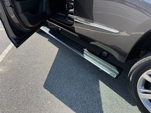 Used 2016 Cadillac Escalade Premium image 12