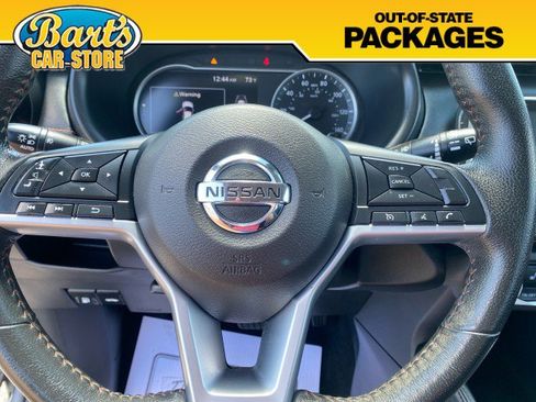 Used 2020 Nissan Kicks SR w/ SR Premium Package FWD image 29