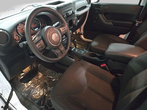 Used 2017 Jeep Wrangler Unlimited Sport image 18