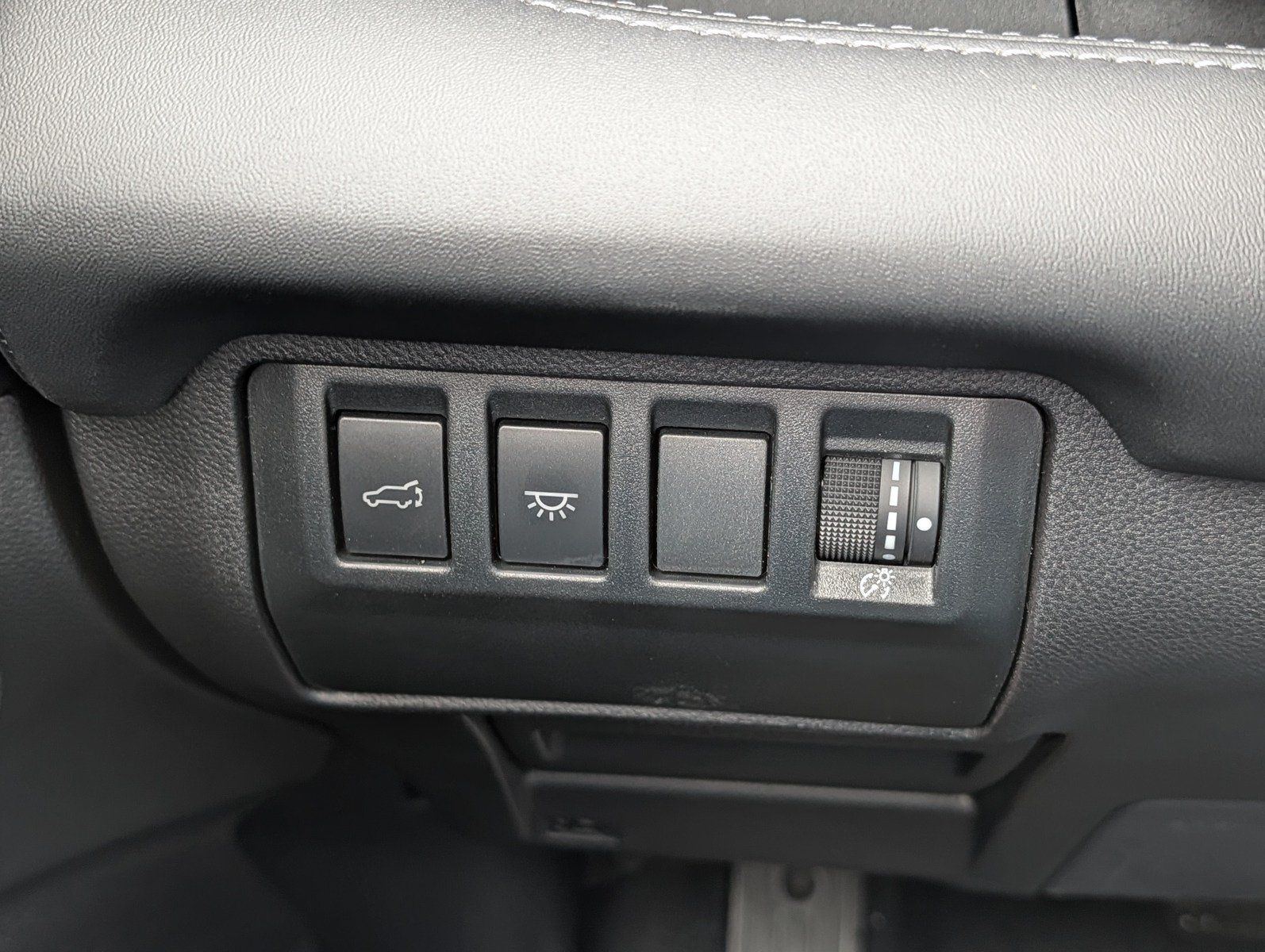 Certified 2026 Subaru Ascent Limited AWD/4WD image 32